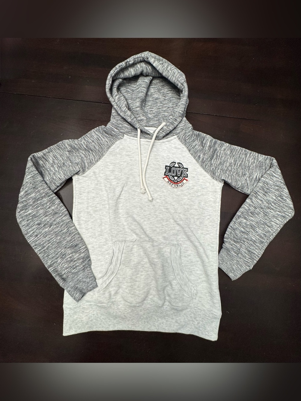 Love Republic Women’s Gray Hooded Sweatshirt Size Medium